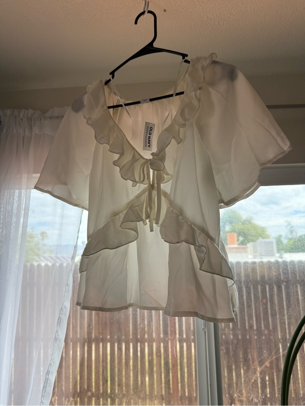 Old Navy Ivory Ruffle Tie-Front Blouse
